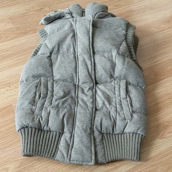 BCBG Grey Melange Hooded Puffer Vest - Picture 8 of 11